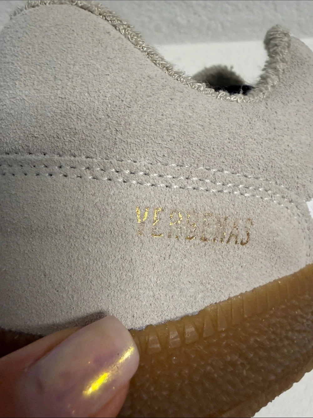 NWT Womans Casual Suede & Leather Sneaker - Beige/White 41/ 9.5/10